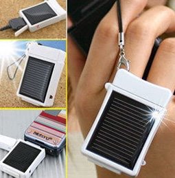 bateria de mobil con placa solar